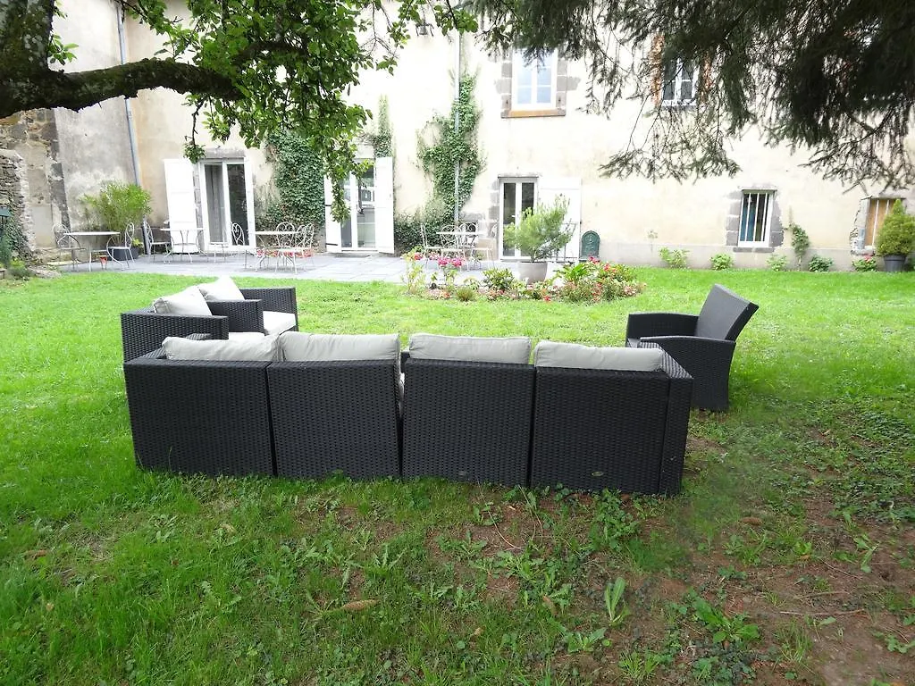 La Bromontoise Chambres D'Hotes Pontgibaud